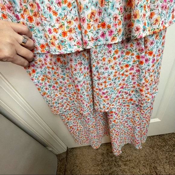 NEW FOURTEENTH PLACE Floral Tiered High-Low Maxi Dress XS - Picture 9 of 17